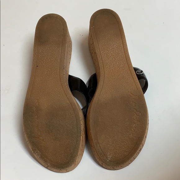 π Sam Edelman Wedge Black Sandals.π€ - Picture 6 of 7
